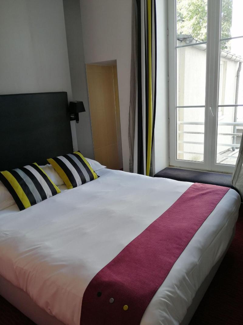 Logis Hotel Saint Martin Orleans Luaran gambar