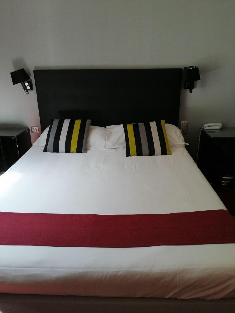 Logis Hotel Saint Martin Orleans Luaran gambar