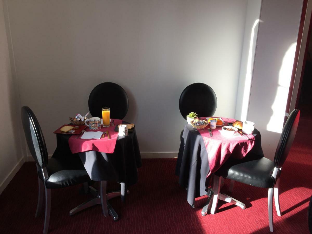 Logis Hotel Saint Martin Orleans Luaran gambar
